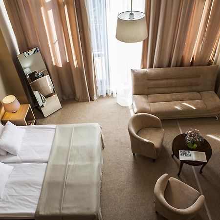 Boutique Hotel Amra スフミ エクステリア 写真