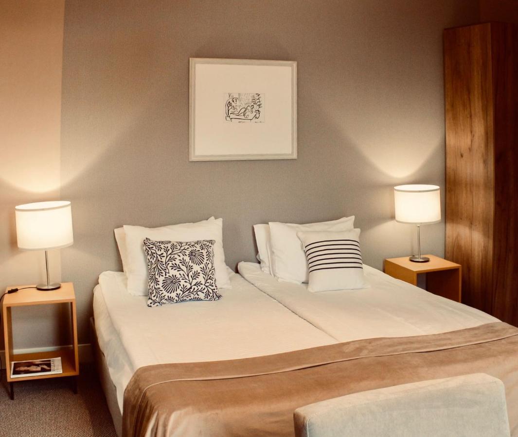 Boutique Hotel Amra スフミ エクステリア 写真