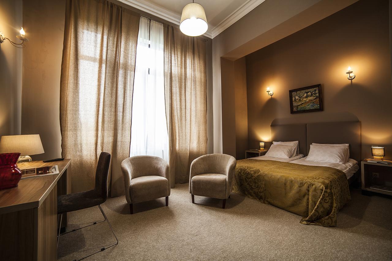 Boutique Hotel Amra スフミ エクステリア 写真
