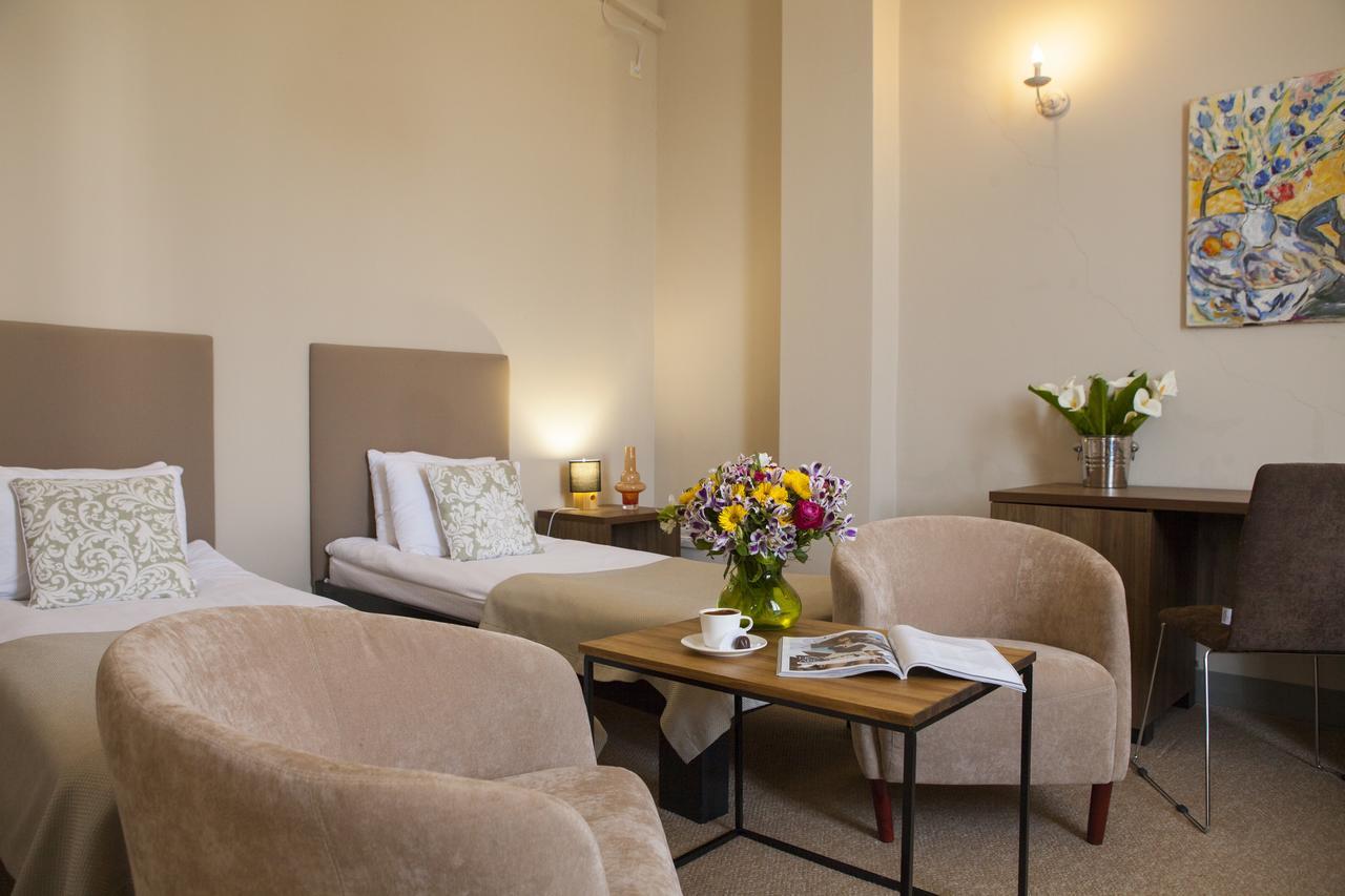 Boutique Hotel Amra スフミ エクステリア 写真