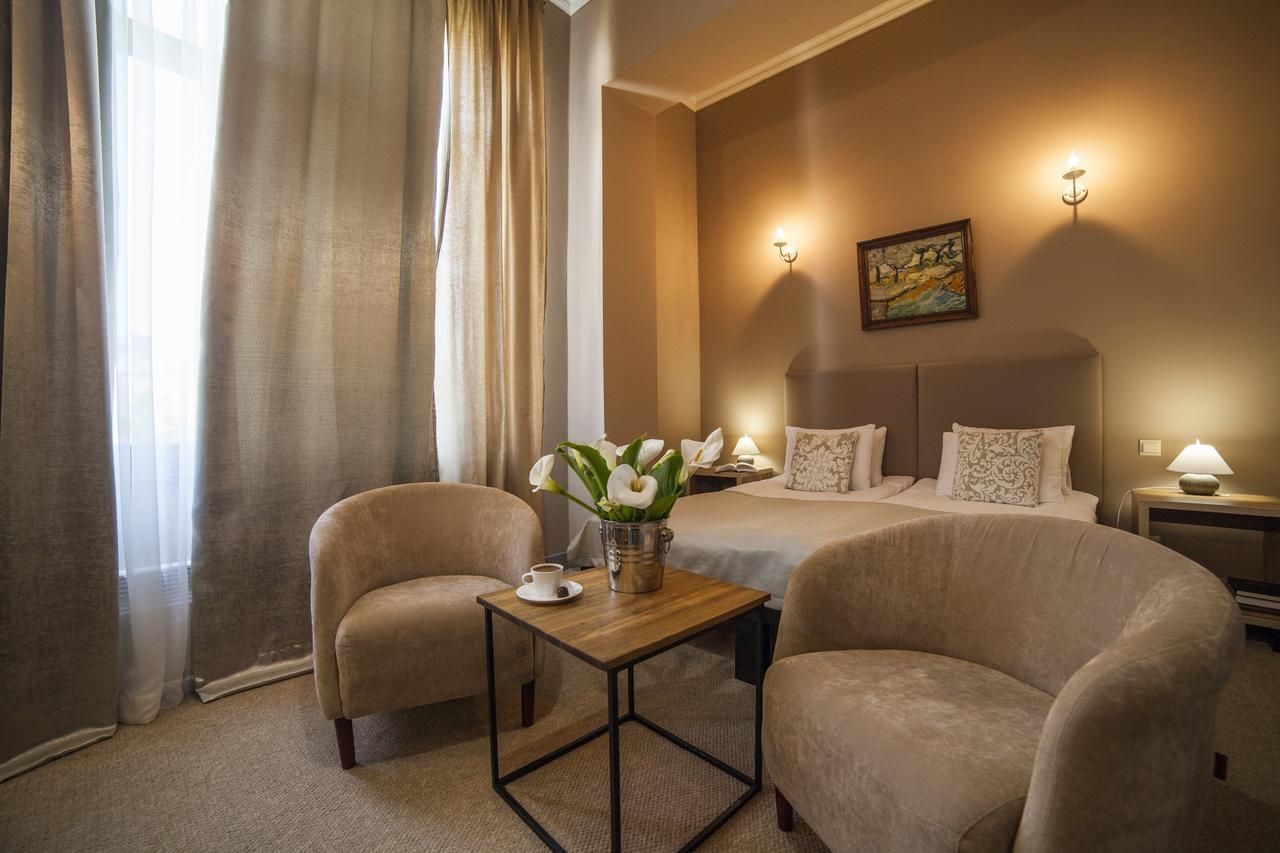 Boutique Hotel Amra スフミ エクステリア 写真