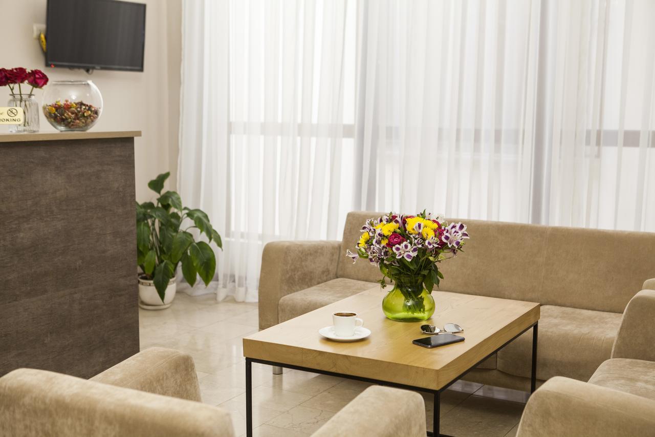 Boutique Hotel Amra スフミ エクステリア 写真