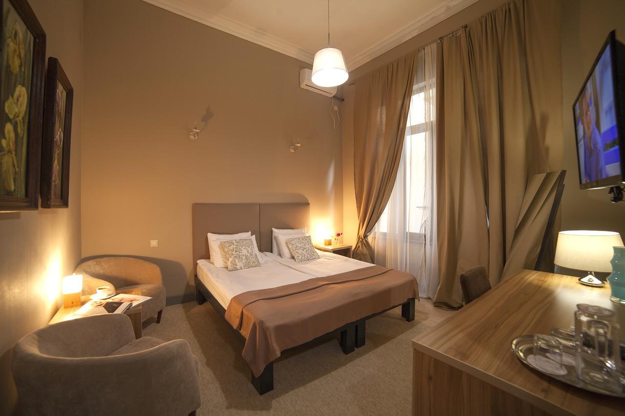 Boutique Hotel Amra スフミ エクステリア 写真