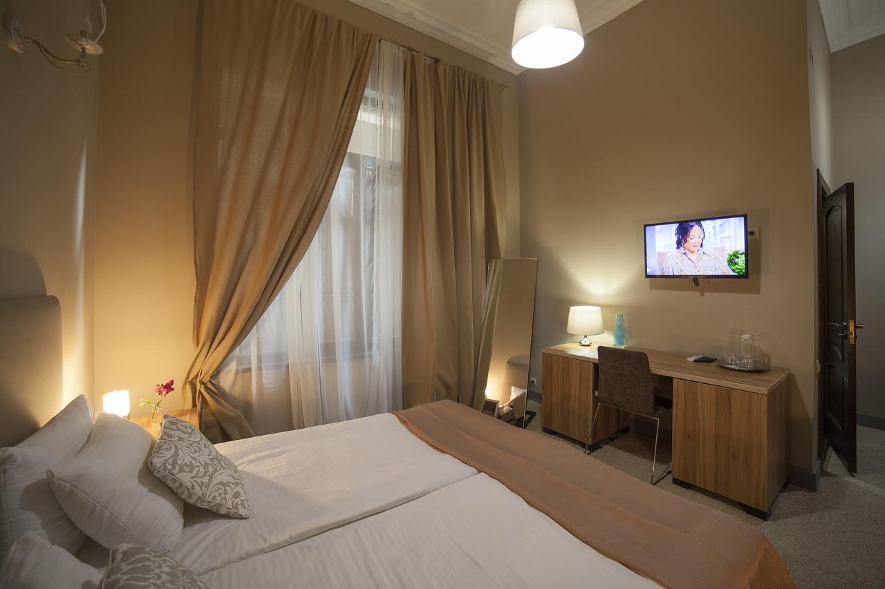 Boutique Hotel Amra スフミ エクステリア 写真