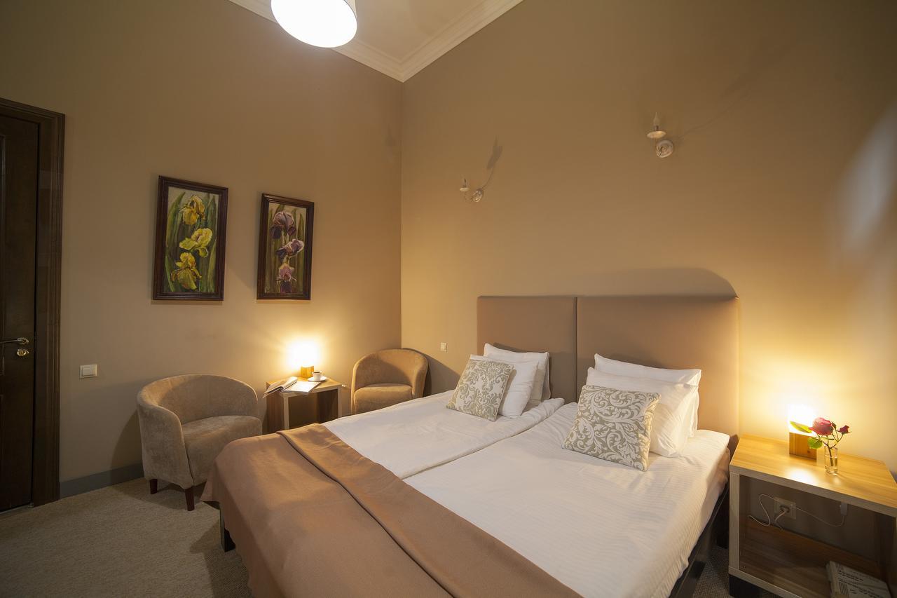 Boutique Hotel Amra スフミ エクステリア 写真