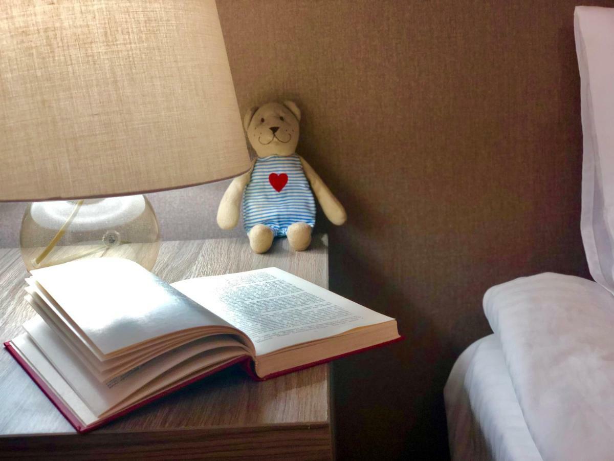 Boutique Hotel Amra スフミ エクステリア 写真